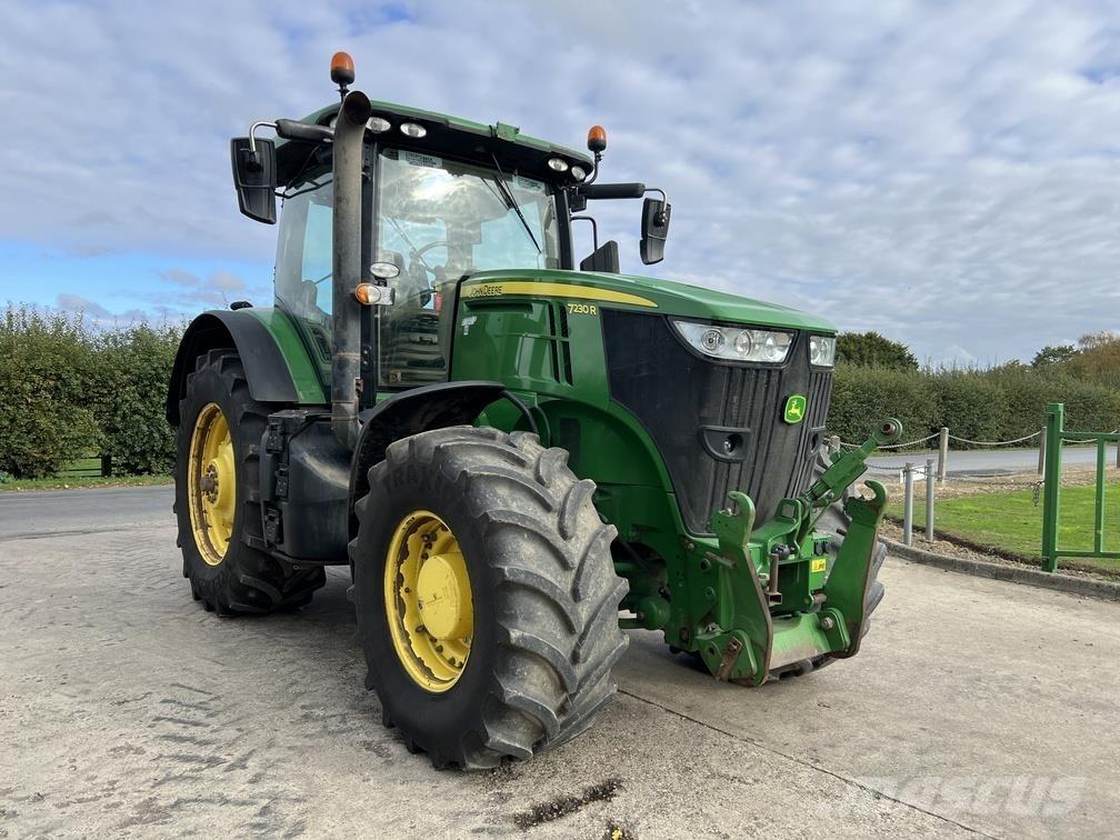 John Deere 7230R Traktoriai