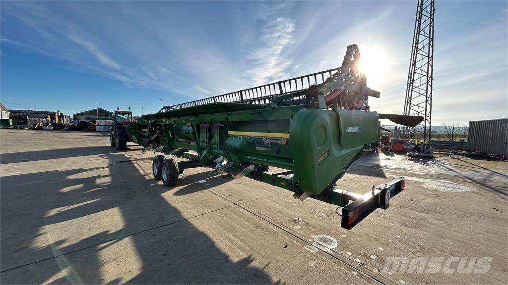 John Deere 730X Derliaus nuėmimo kombainai