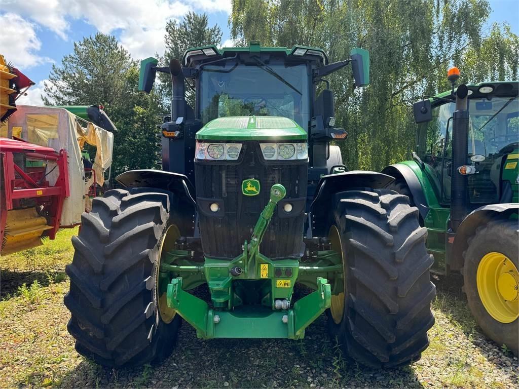 John Deere 7R330 Traktoriai