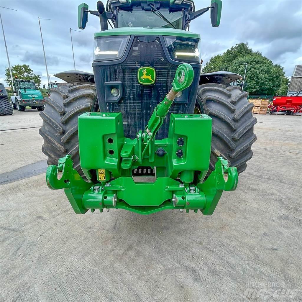 John Deere 8R410 Traktoriai