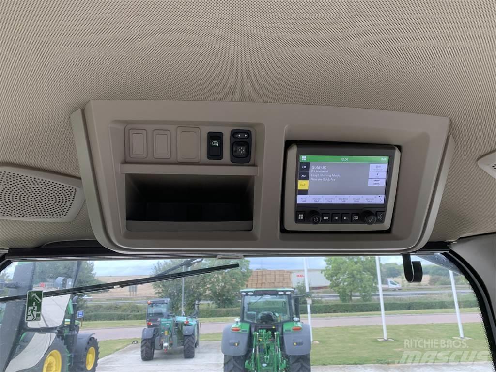 John Deere 8RX410 Traktoriai