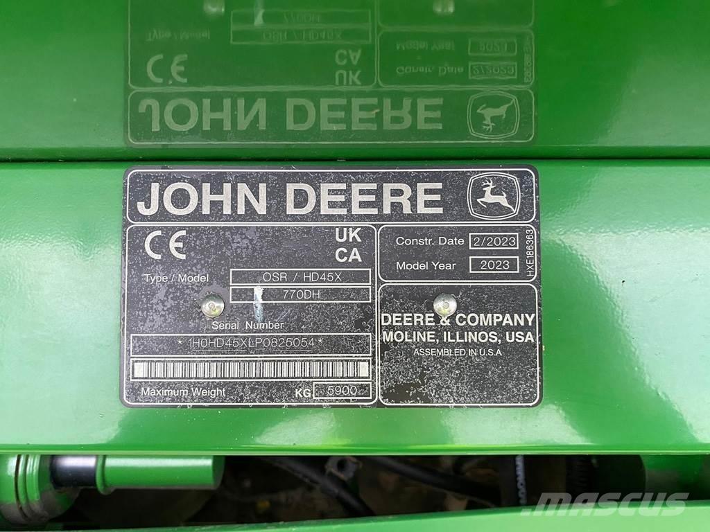 John Deere HDX45 Derliaus nuėmimo kombainai