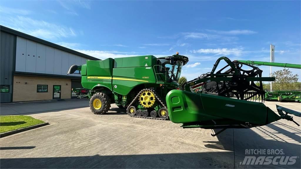 John Deere S780 Derliaus nuėmimo kombainai