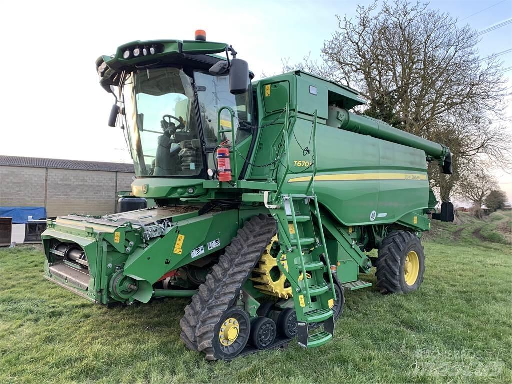John Deere T670 Derliaus nuėmimo kombainai