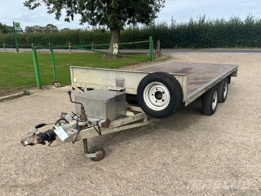 RICHARDSON  Mėšlo barstytuvai