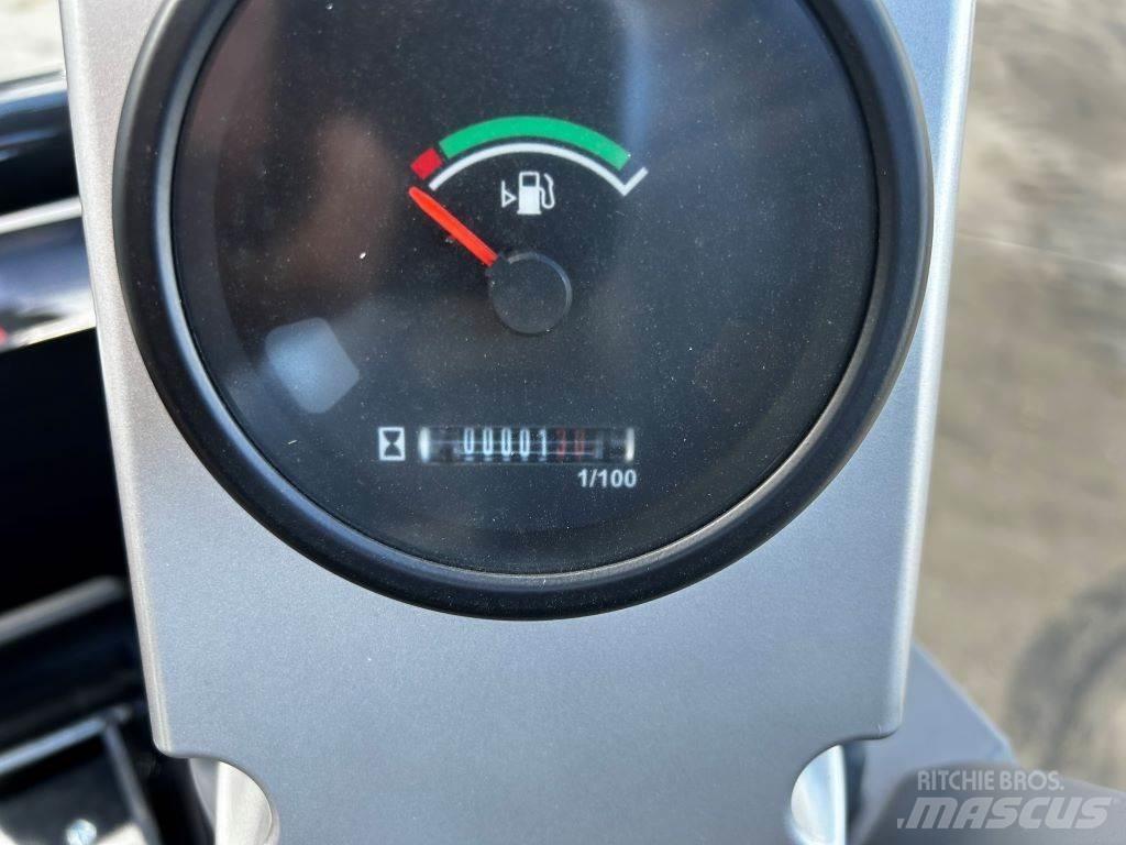 Yanmar SV15VT Vidutinės galios ekskavatoriai 7-12 t
