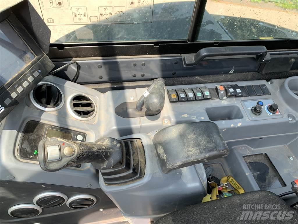 Yanmar SV60-B Vidutinės galios ekskavatoriai 7-12 t
