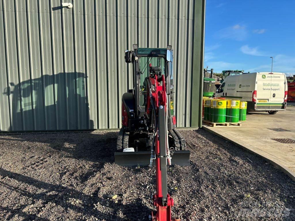 Yanmar VIO26-6 Vidutinės galios ekskavatoriai 7-12 t