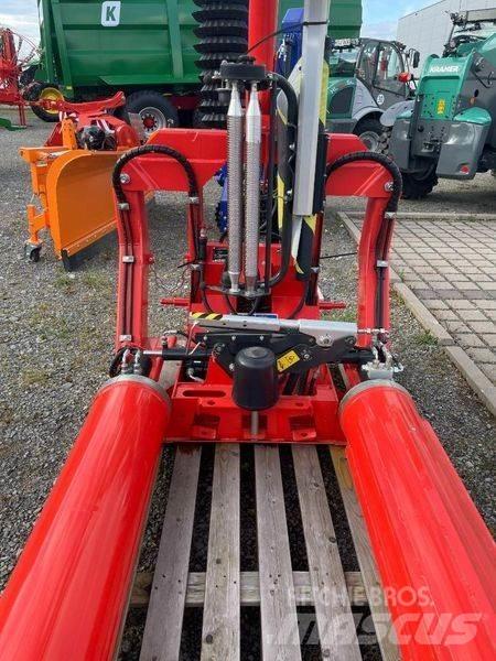 Kuhn RW1200C Ryšulių smulkinimo, pjaustymo ir išvyniojimo įrenginiai