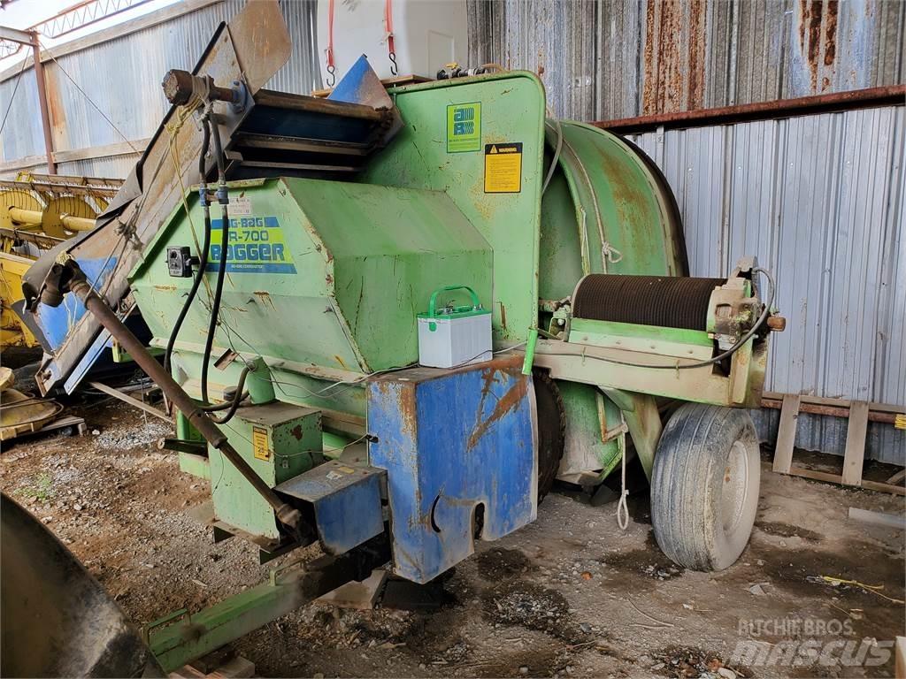 AG-BAG JR-700 Pašarų kombainai