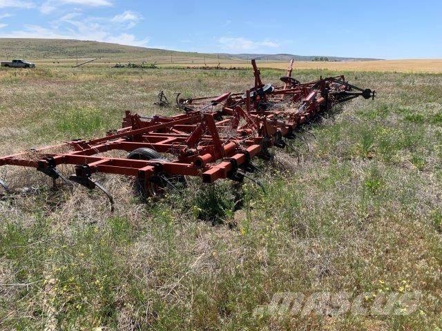 Case IH 4300 Sunkiosios lauko akėčios