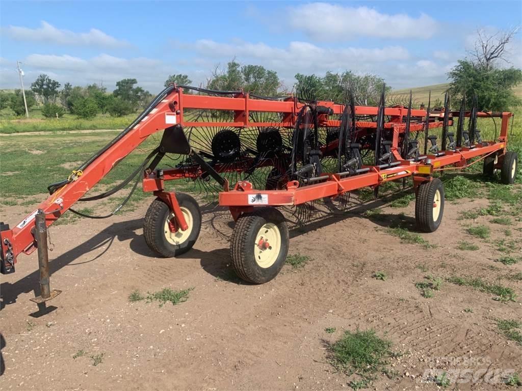 H&S BF1660 Šieno grėbliai ir vartytuvai