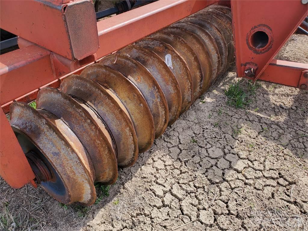 Kewanee 1500 Sunkiosios lauko akėčios