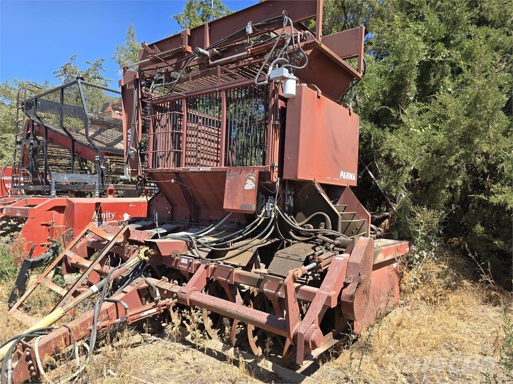 Parma M900 Derliaus nuėmimo kombainai