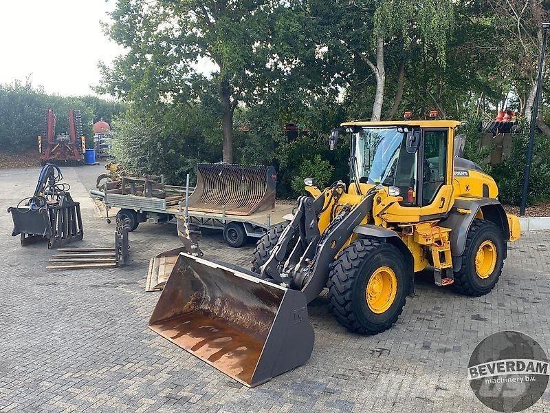 Volvo L60H Naudoti ratiniai krautuvai