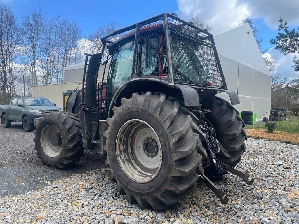 Valtra T254 Active Traktoriai