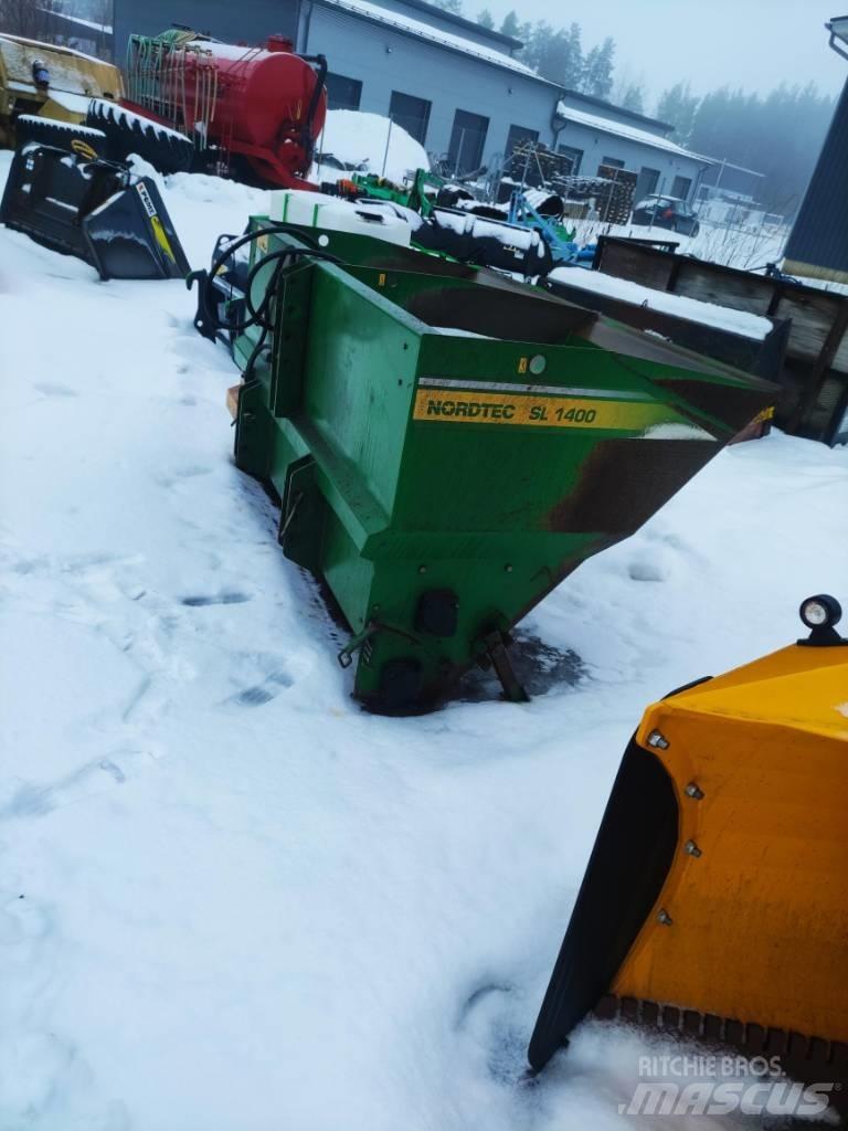 Ala-talkkari SL1400 Smėlio ir druskos barstytuvai