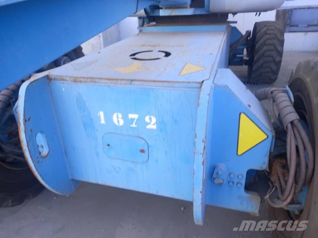 Genie S 125 Teleskopiniai keltuvai
