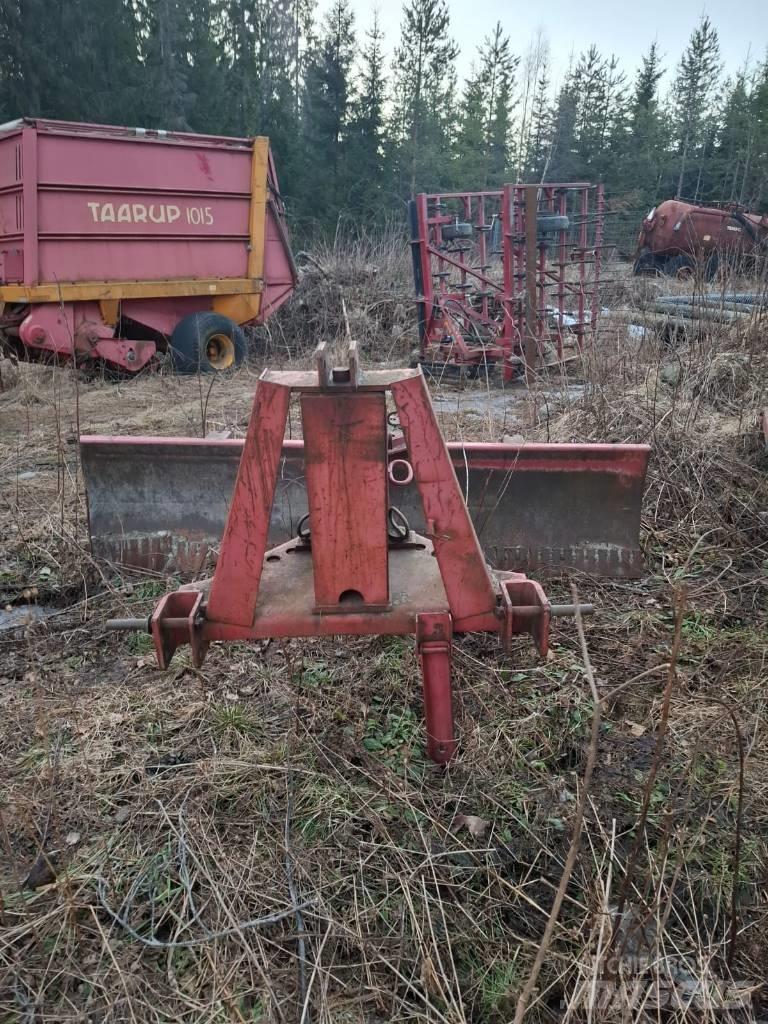 VM 250 Kelių valytuvai