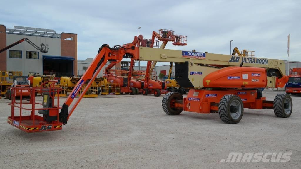 JLG 1250AJP Alkūniniai keltuvai
