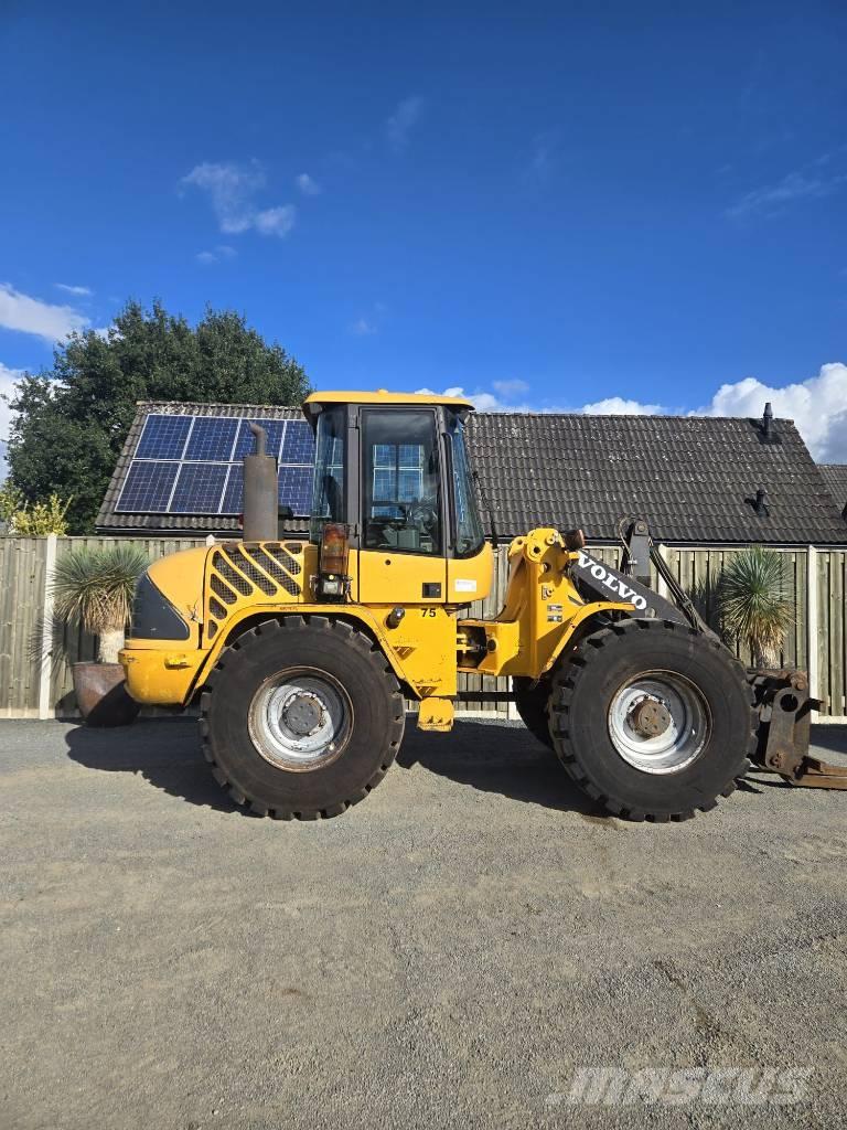 Volvo L 40 B TP Naudoti ratiniai krautuvai