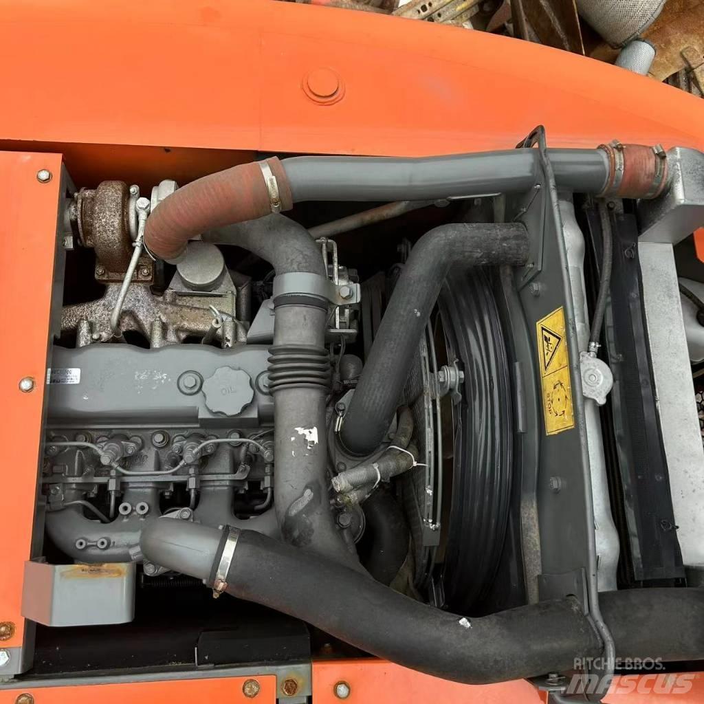 Hitachi ZX 120 Vikšriniai ekskavatoriai