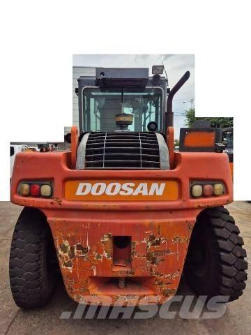 Doosan D 160 S-5 Dyzeliniai krautuvai