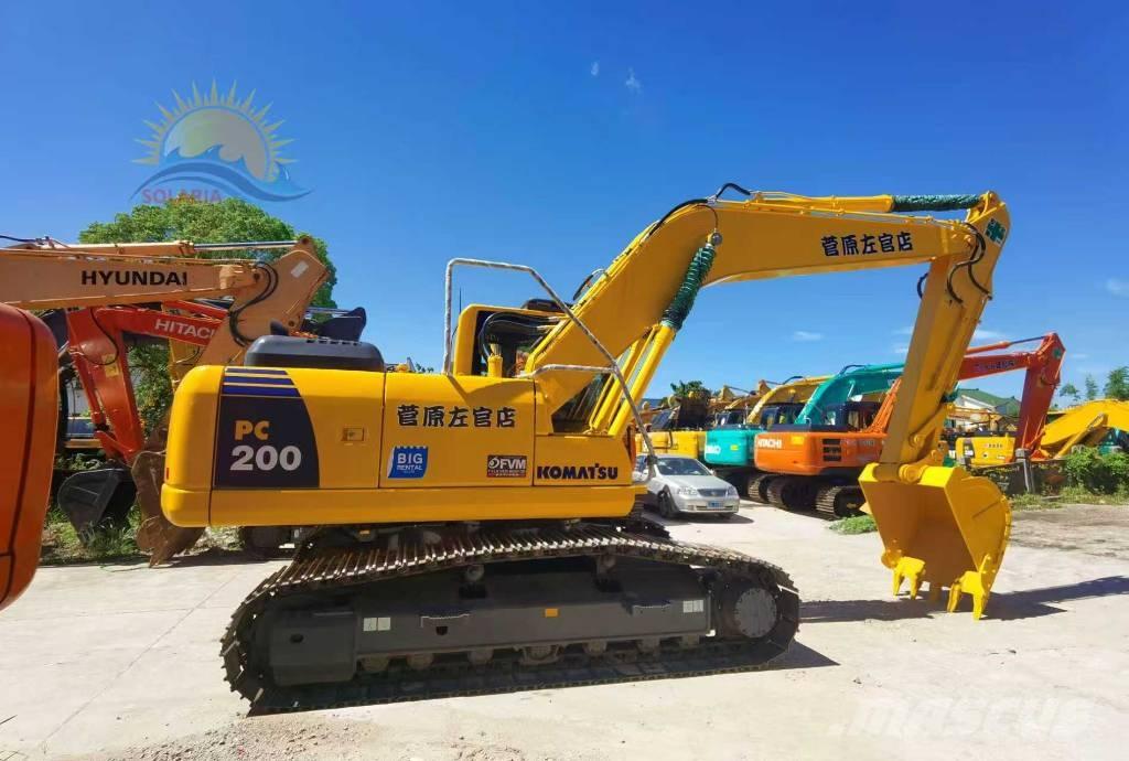 Komatsu PC 200-8 Vikšriniai ekskavatoriai