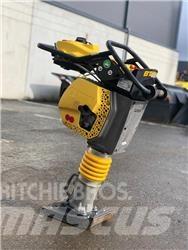 Bomag BT60/4 Plūktuvai