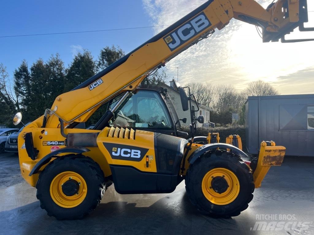 JCB 540-140 Hi Viz Teleskopiniai krautuvai