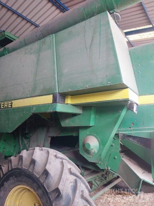 John Deere CTS Rice Derliaus nuėmimo kombainai