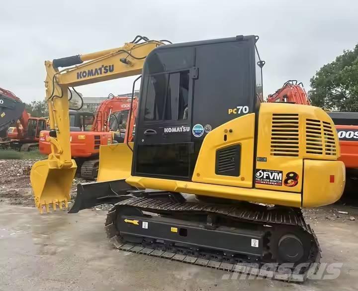 Komatsu PC70-8 Vidutinės galios ekskavatoriai 7-12 t