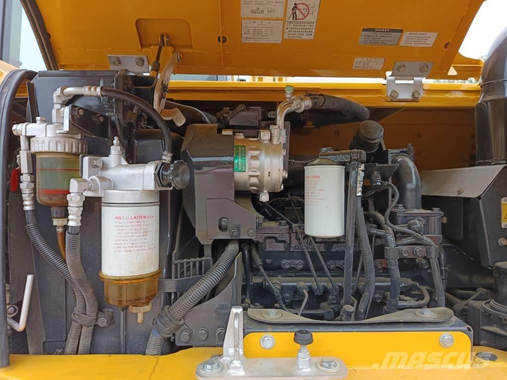 Komatsu PC 70 Vidutinės galios ekskavatoriai 7-12 t