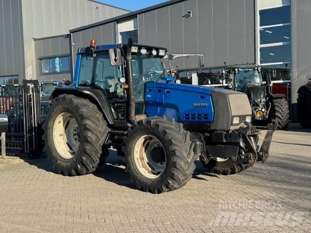 Valtra 8550 Hitech! Traktoriai