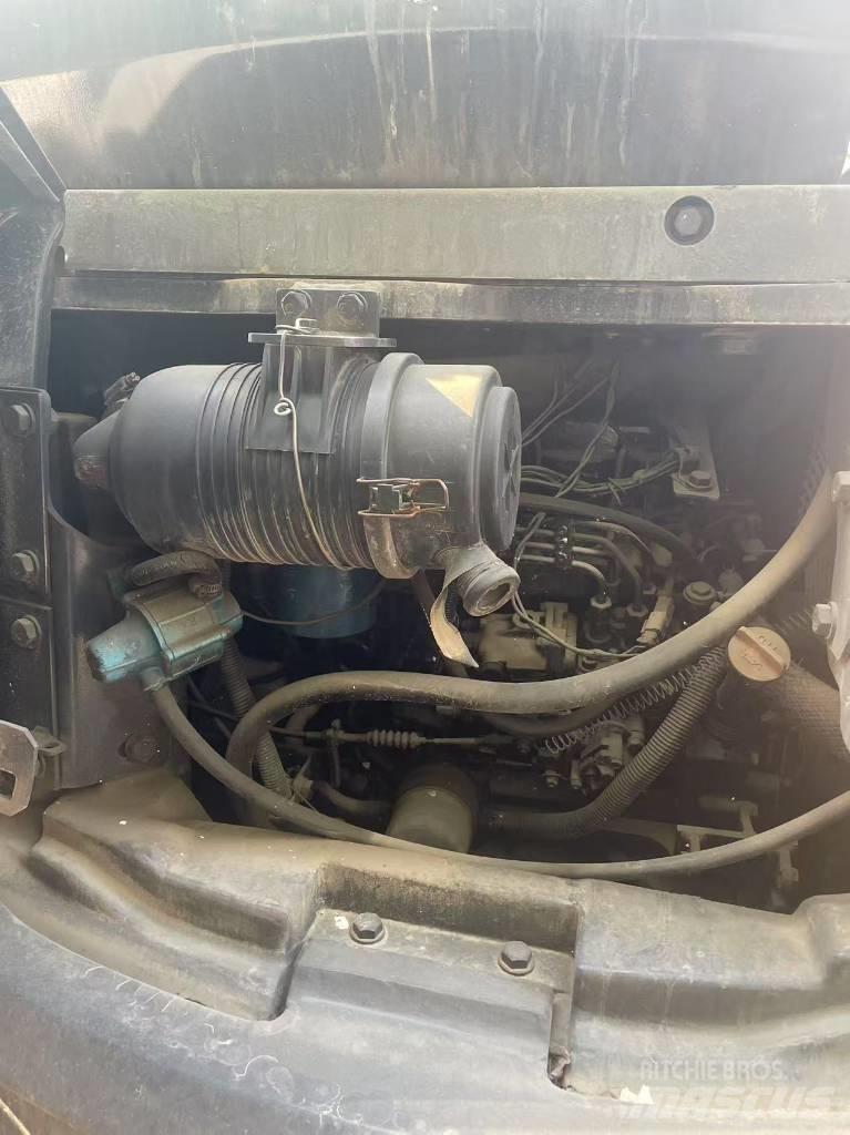 Komatsu PC 55 Vikšriniai ekskavatoriai