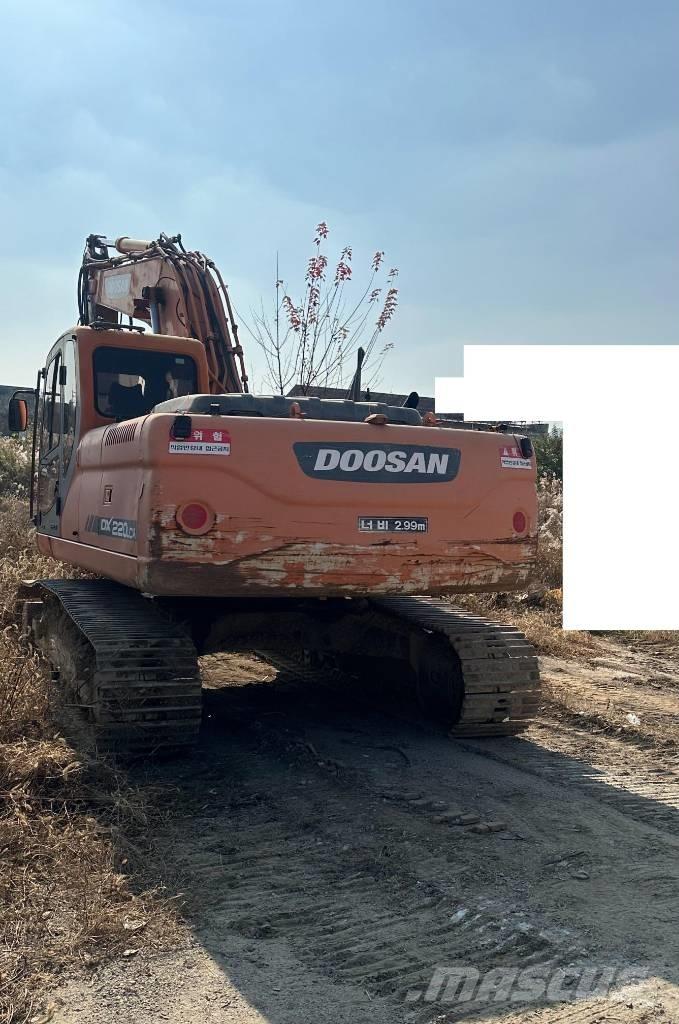 Doosan DX 220 LCA Vikšriniai ekskavatoriai