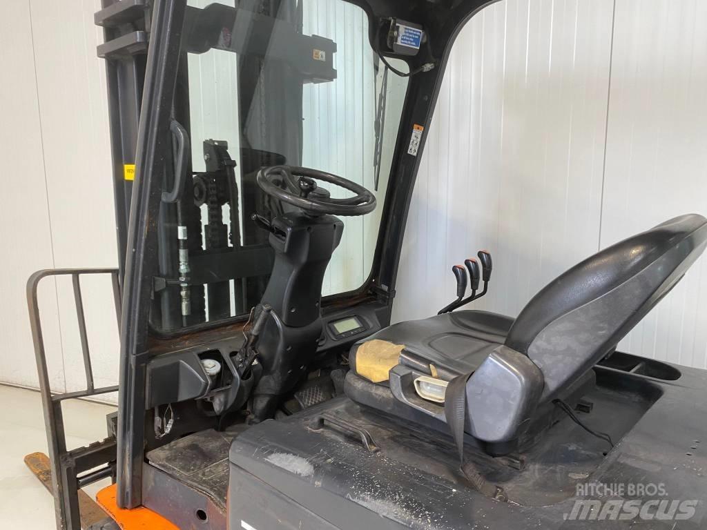 Doosan B35X-5 Elektriniai šakiniai krautuvai