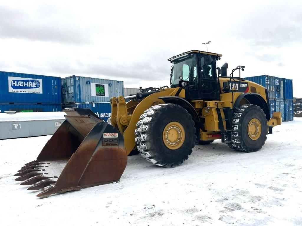 CAT 980M Naudoti ratiniai krautuvai