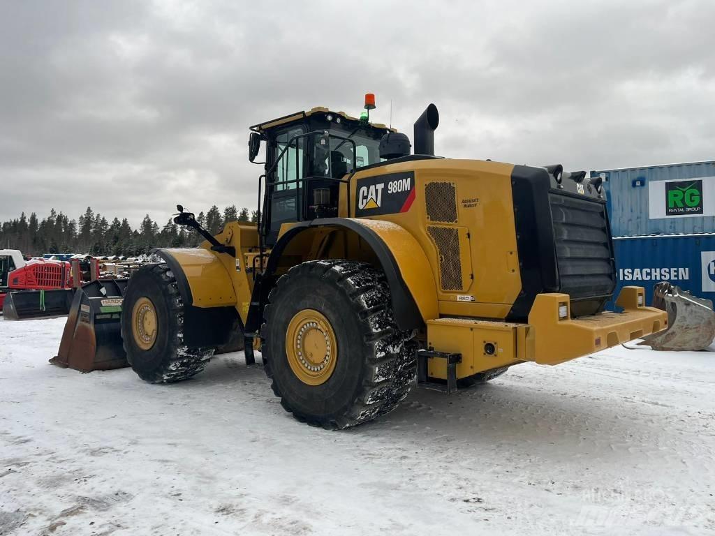 CAT 980M Naudoti ratiniai krautuvai