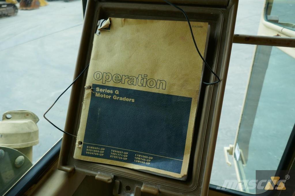 CAT 130G Ex-army Greideriai