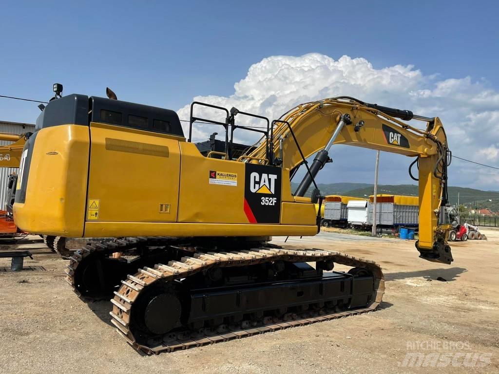 CAT 352FL Vikšriniai ekskavatoriai