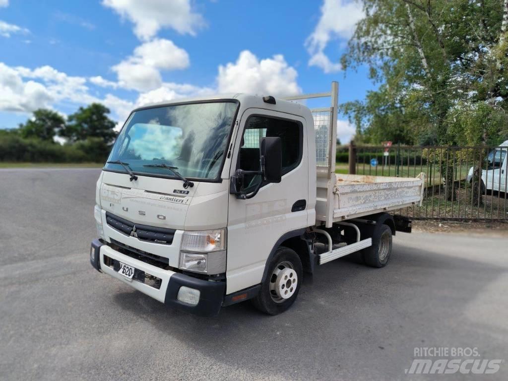 Fuso Canter Savivarčių priekabų vilkikai
