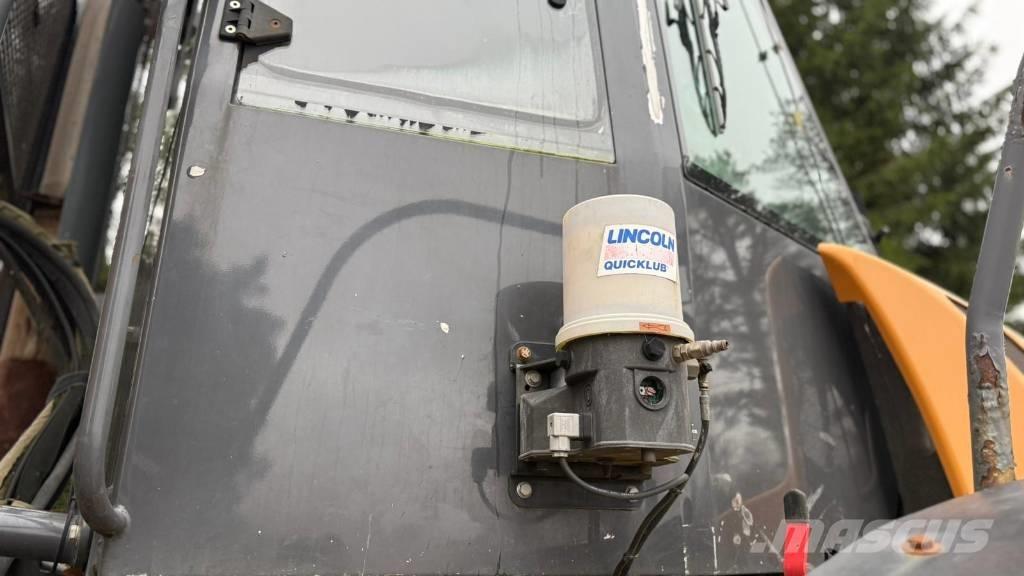 CASE 330 B Karjeriniai savivarčiai