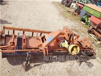 Kuhn HR 302 Akėčios