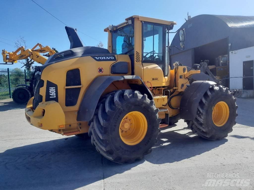Volvo L 60 Naudoti ratiniai krautuvai