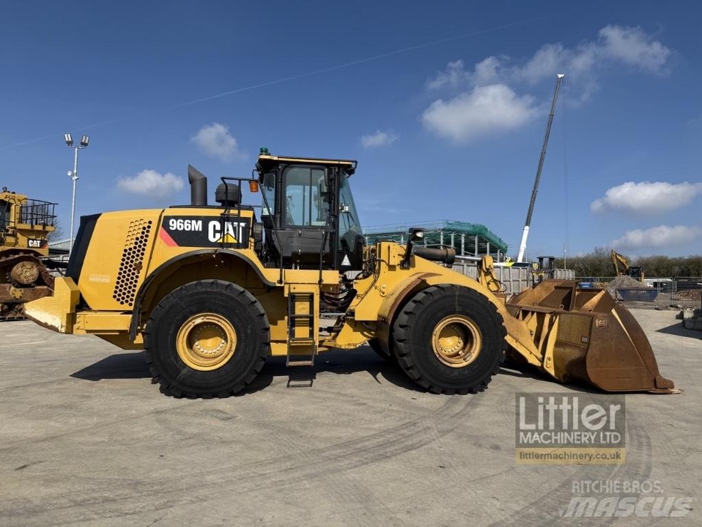 CAT 966 M Naudoti ratiniai krautuvai