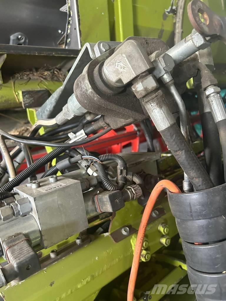 Cressoni FLEX 6 MT Derliaus nuėmimo kombainų galvos