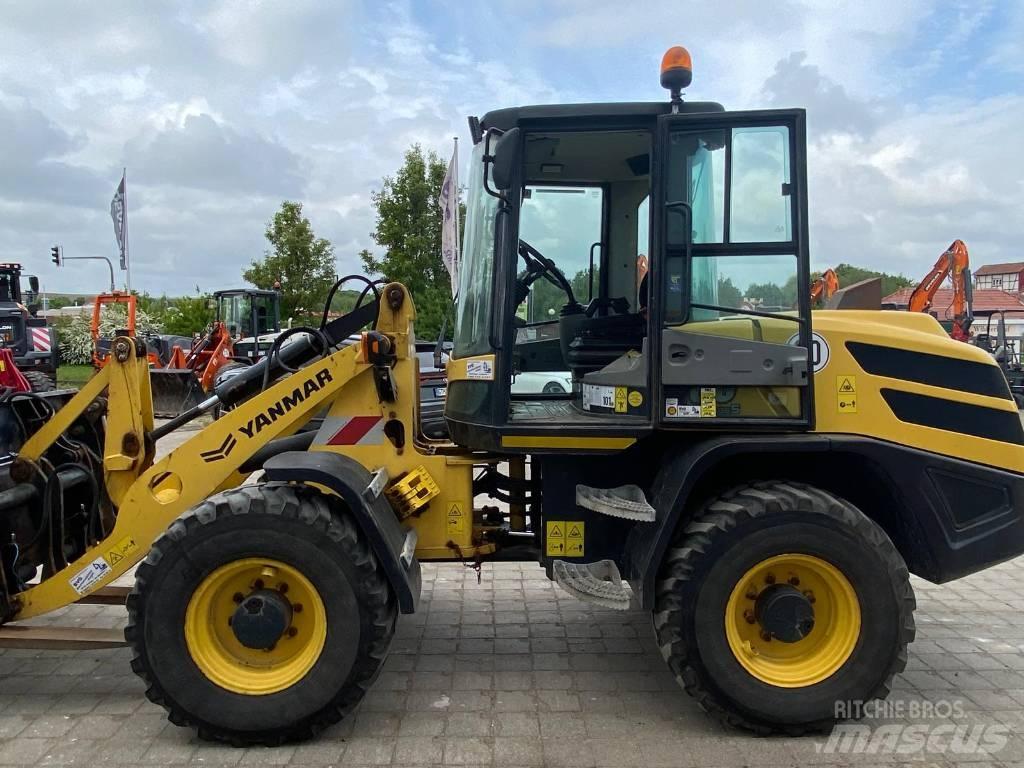 Yanmar V100 Naudoti ratiniai krautuvai