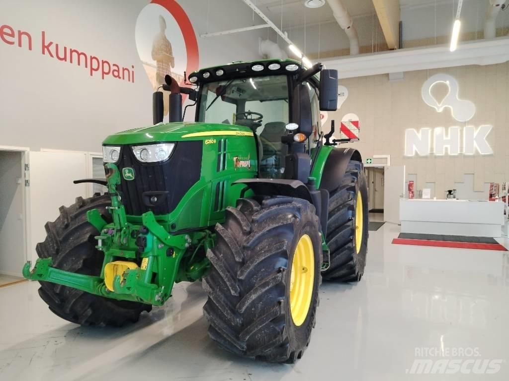 John Deere 6250 R Traktoriai