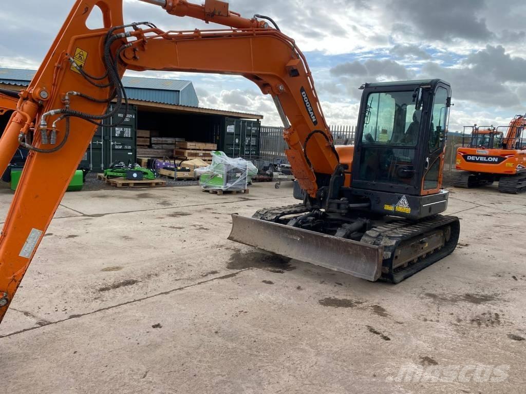 Doosan Develon DX85R Vidutinės galios ekskavatoriai 7-12 t